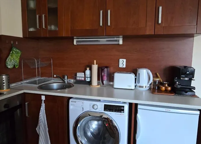 Boutique - Flora Boutique * بانسكو