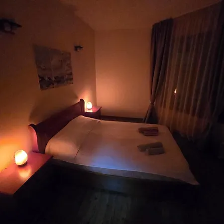 Boutique - Flora Boutique *